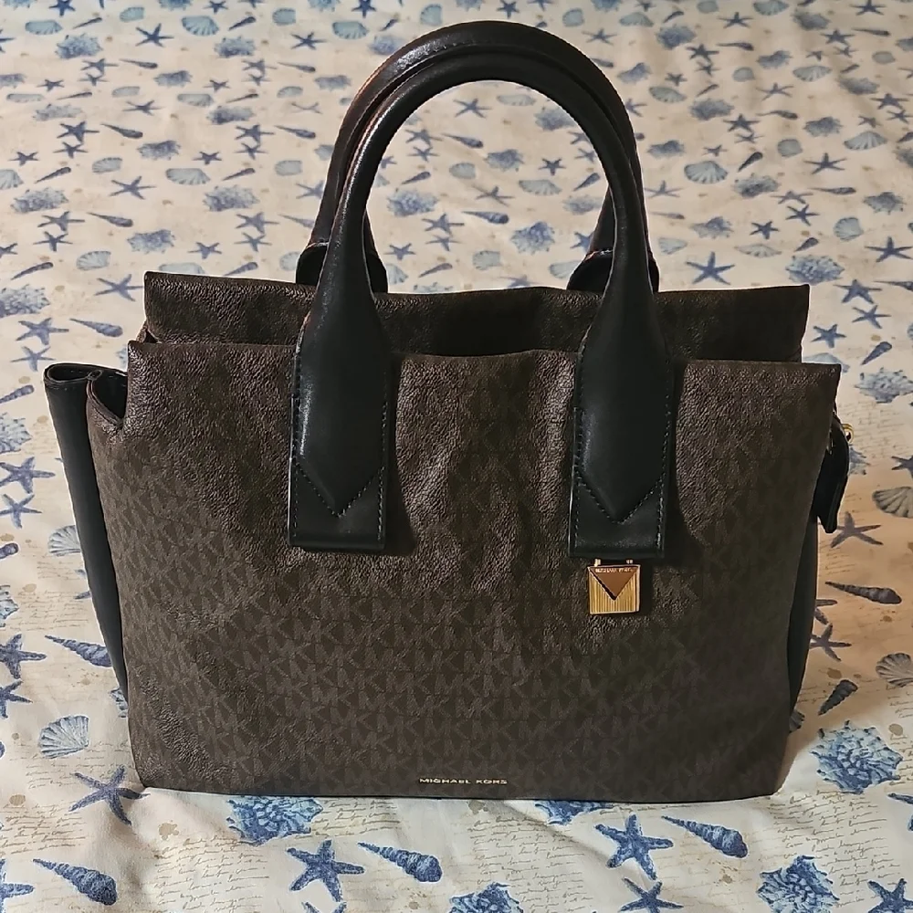 Michael Kors Black/Brown Logo Rollins LARGE Satchel - Picture 2 of 13